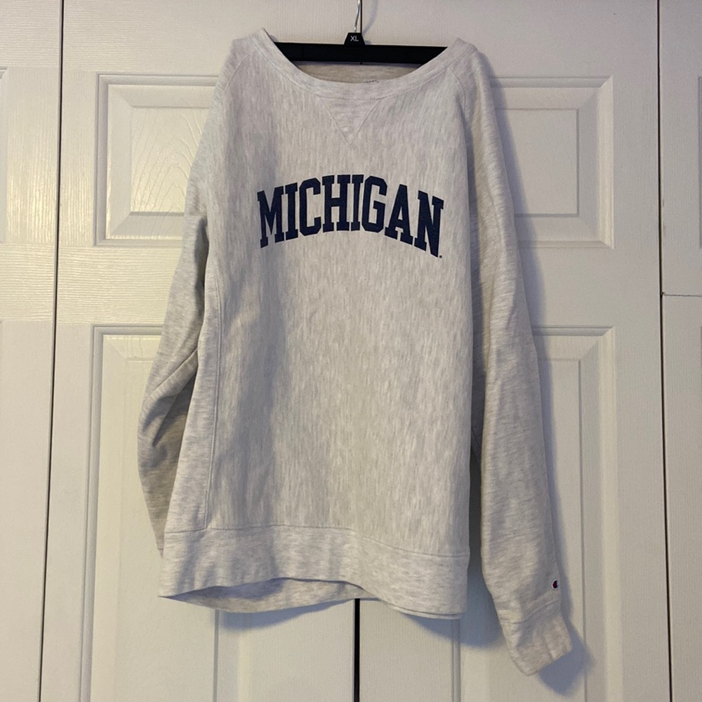 Michigan crew neck, size L